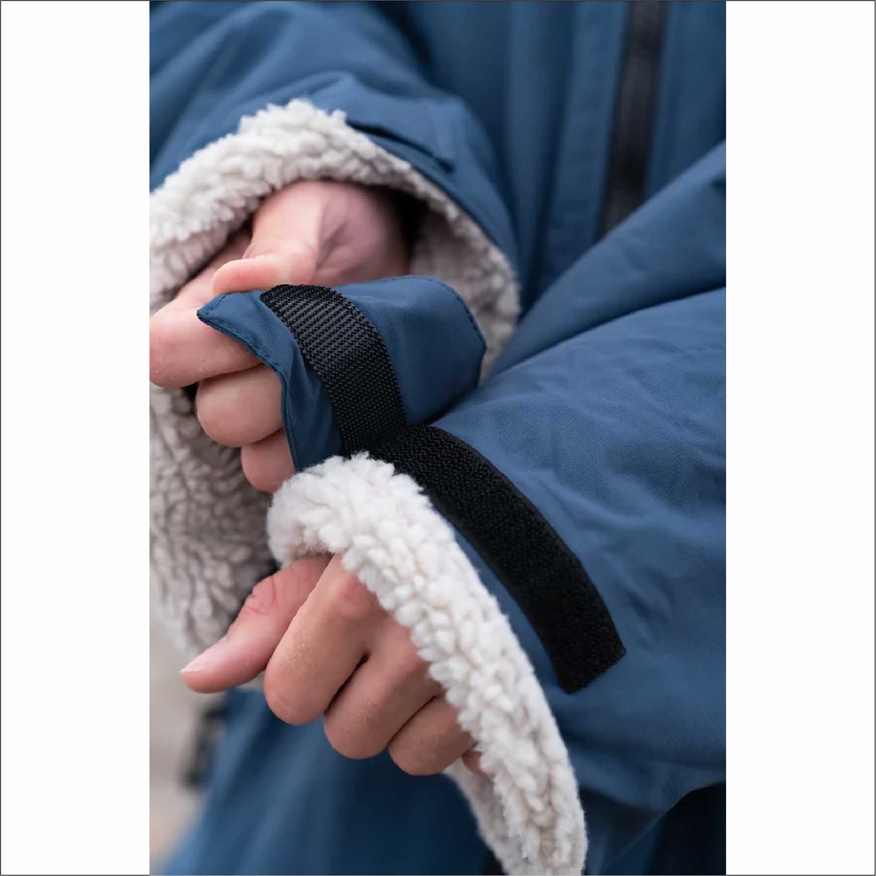 Camperon Invernal Impermeable Cambiador Con Capucha Unisex Waterproof Coat Mark II